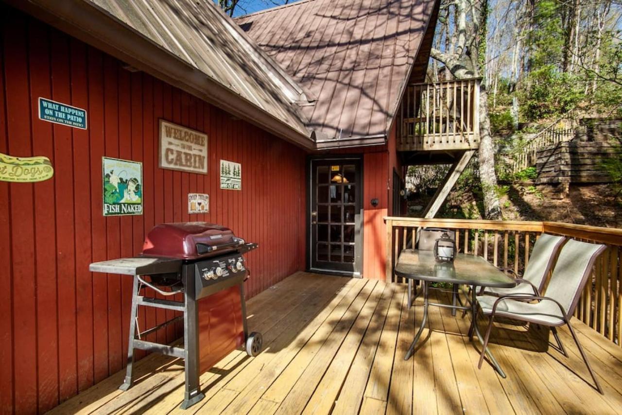 Bear View Chalet With Hot Tub And Near Ober Gatlinburg Exterior photo