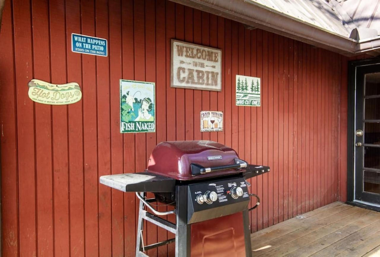 Bear View Chalet With Hot Tub And Near Ober Gatlinburg Exterior photo