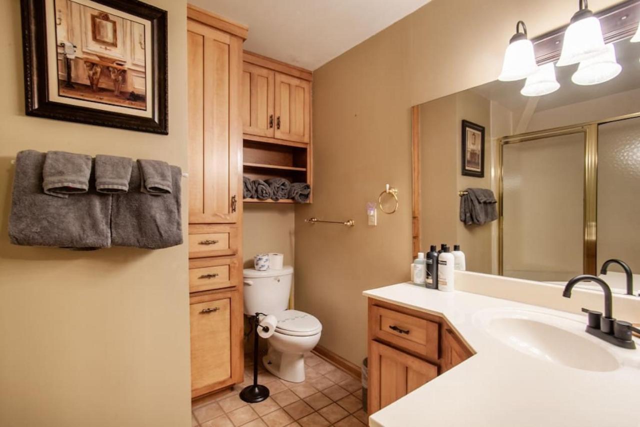 Bear View Chalet With Hot Tub And Near Ober Gatlinburg Exterior photo
